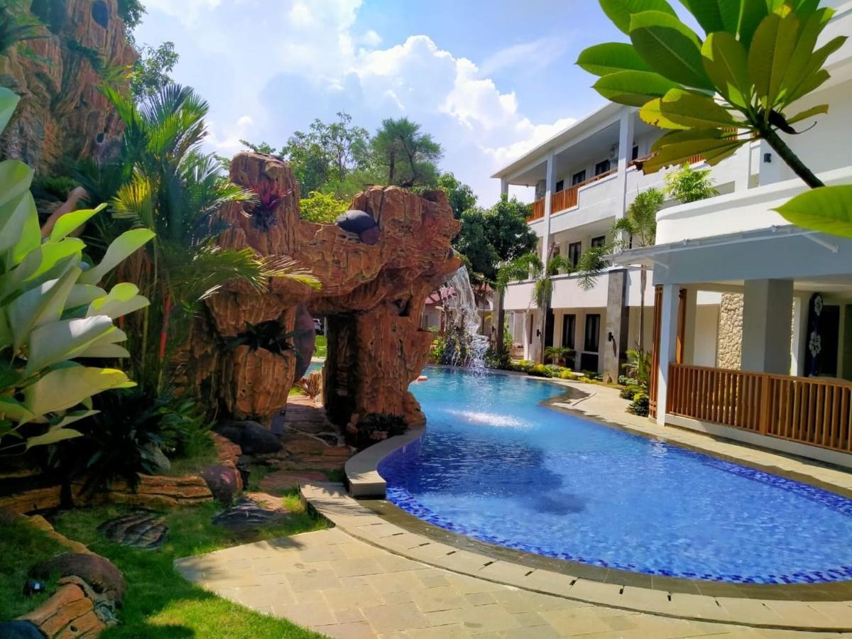 Long Beach Hotel Pangandaran Luaran gambar