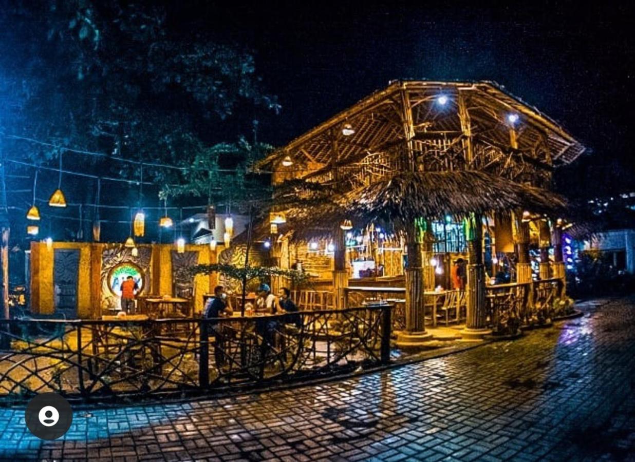Long Beach Hotel Pangandaran Luaran gambar